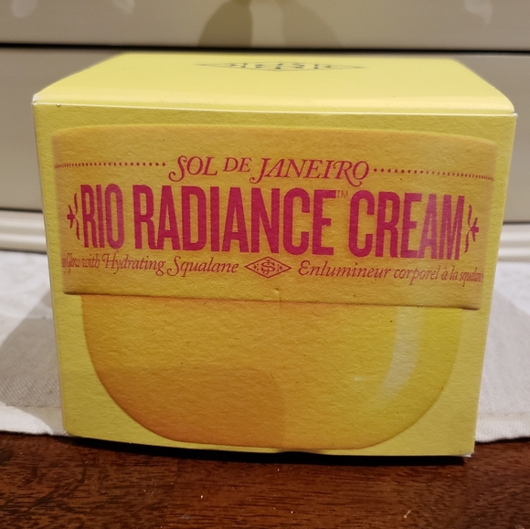Sol de Janeiro Rio Radiance Cream (240 ml) - Picture 2 of 2